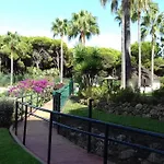 Mi Capricho, Beachfront, Grownfloor, Private Garden & Terrace