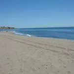 Mi Capricho, Beachfront, Grownfloor, Private Garden & Terrace Апартаменты *