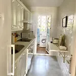 Mi Capricho, Beachfront, Grownfloor, Private Garden & Terrace *