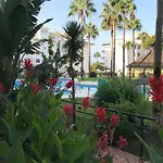 Mi Capricho, Beachfront, Grownfloor, Private Garden & Terrace
