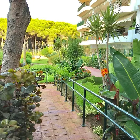 Mi Capricho, Beachfront, Grownfloor, Private Garden & Terrace *