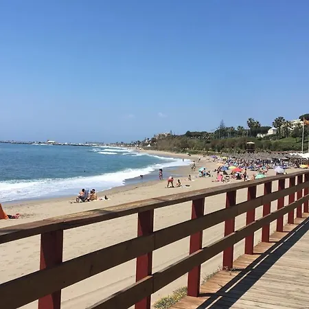 Apartment Mi Capricho, Beachfront, Grownfloor, Private Garden & Terrace Sitio de Calahonda